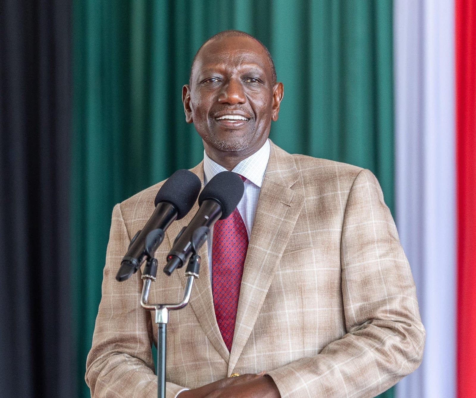 Ruto cuts fertiliser price to Sh2,000 in new relief for farmers - the-star.co.ke