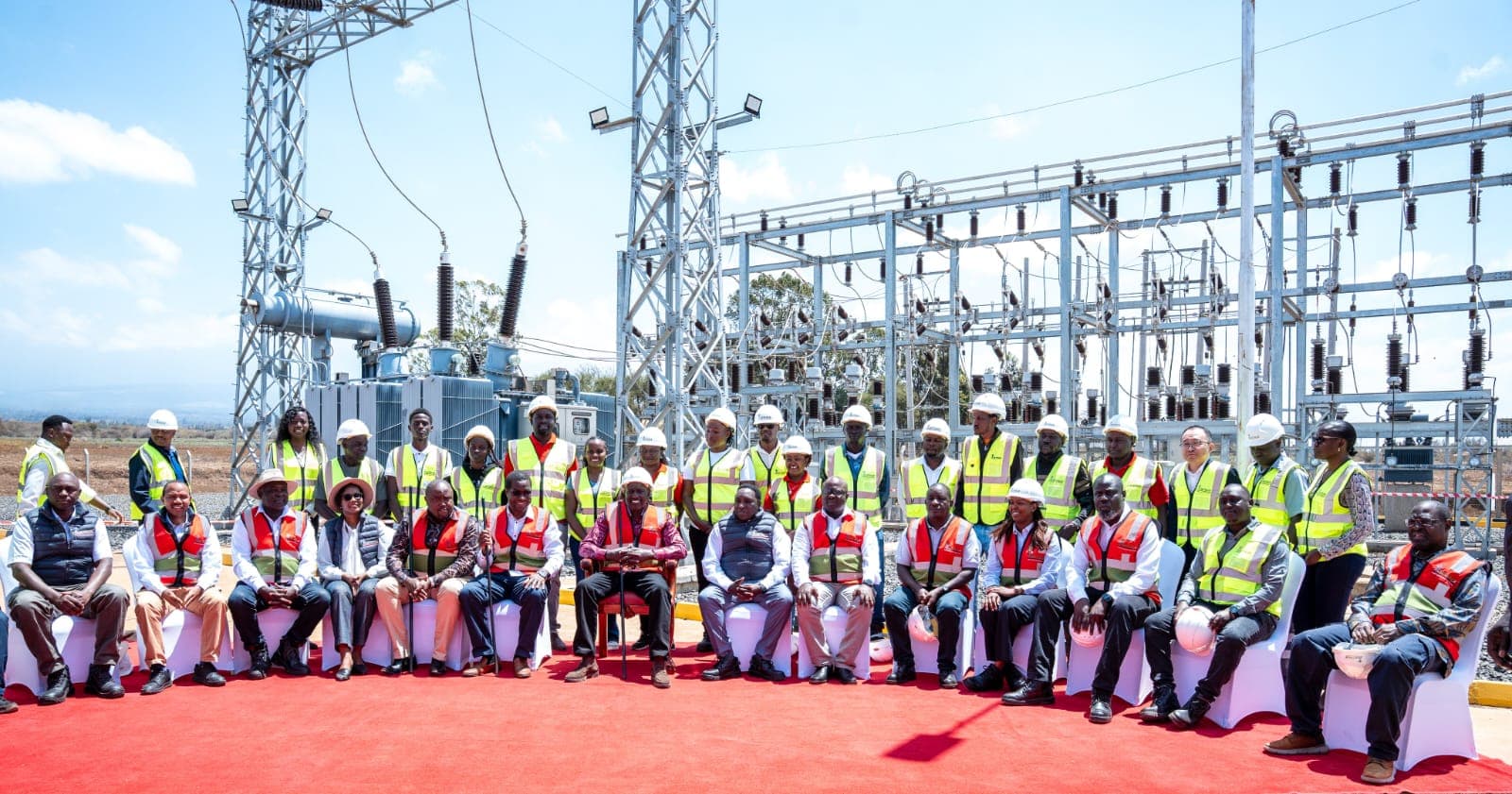 Ruto commissions Ksh 2.7B power line linking Kajiado, Makueni